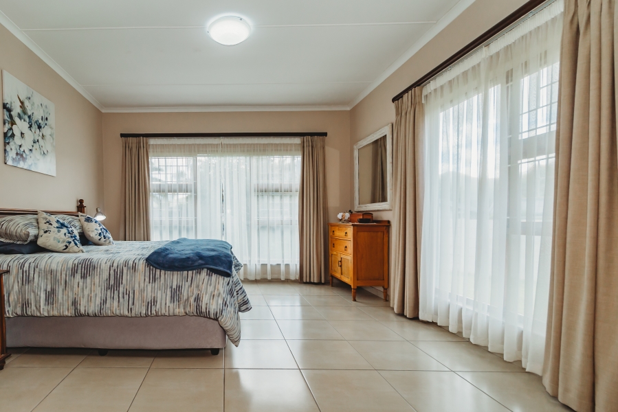 3 Bedroom Property for Sale in Denver Park Western Cape